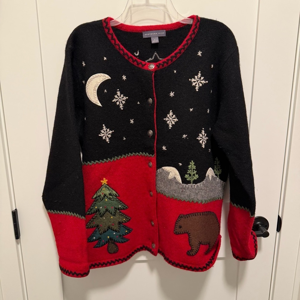 Northern Isles Large 100% Wool Holiday Christmas Sweater Embroidered Bear Winter